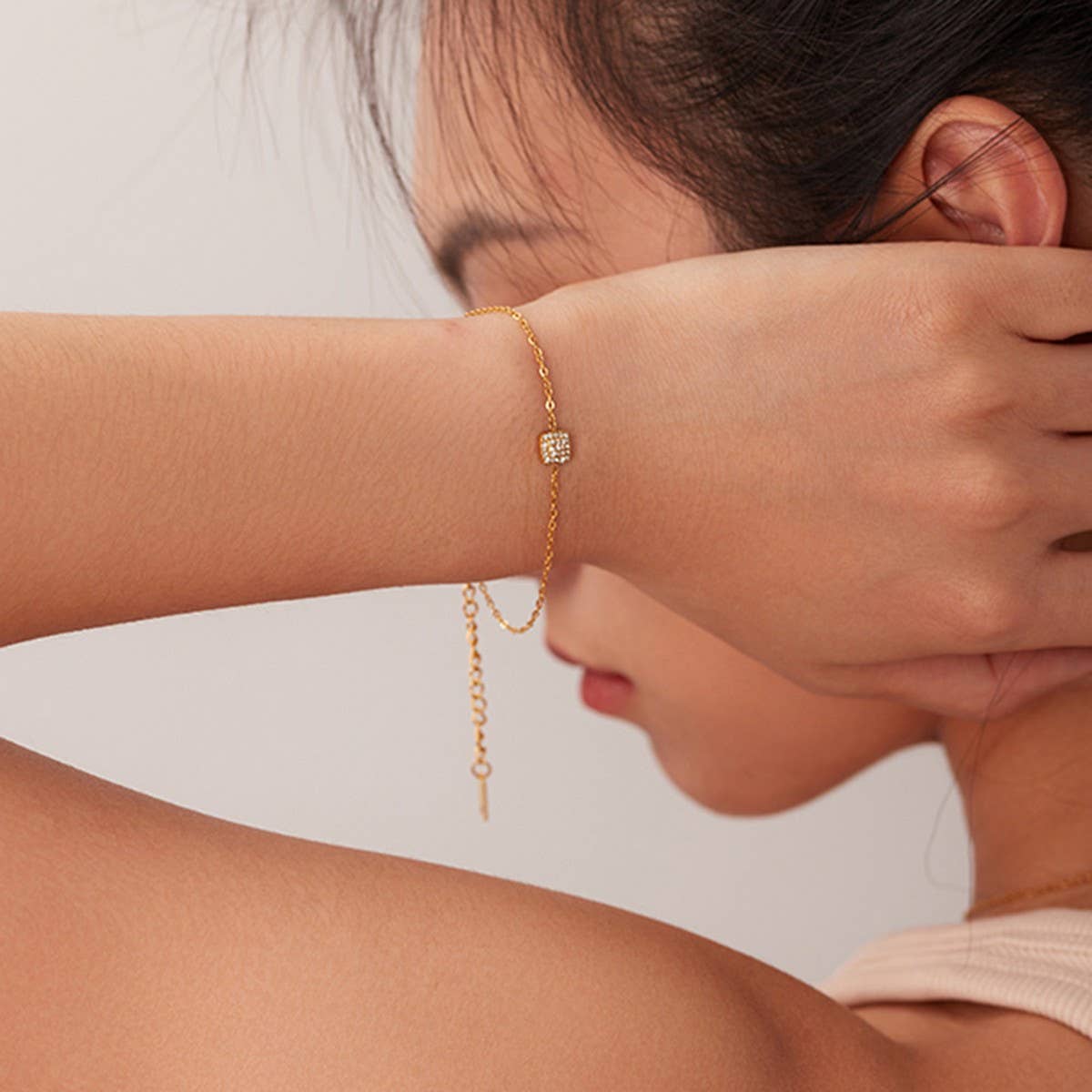 DELICATE 18K GOLD TITANIUM ZIRCON SQUARE PENDANT_CWAJE4773