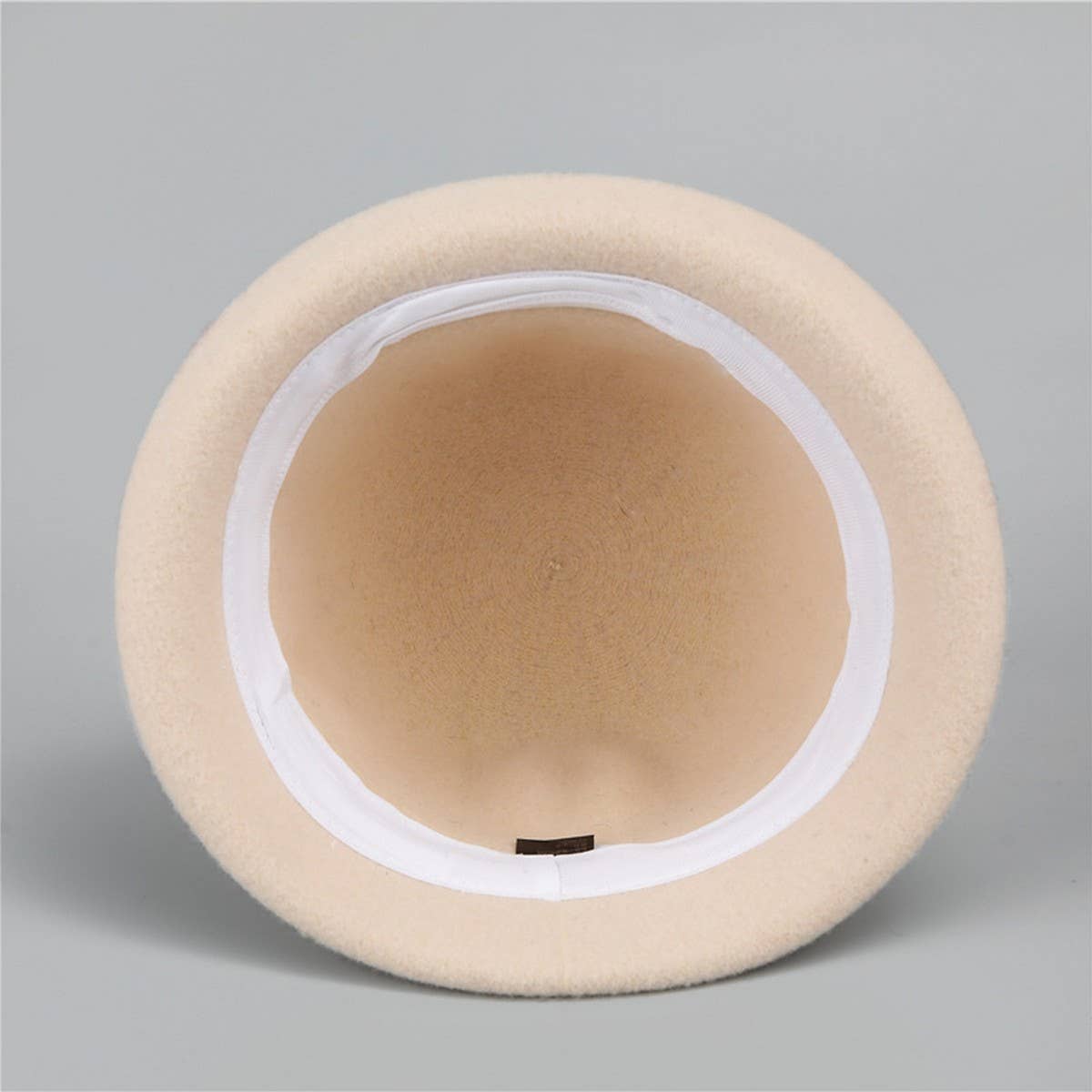 FRENCH RETRO WARM BUCKET HAT WITH PLEATED EDGES_CWAH1794