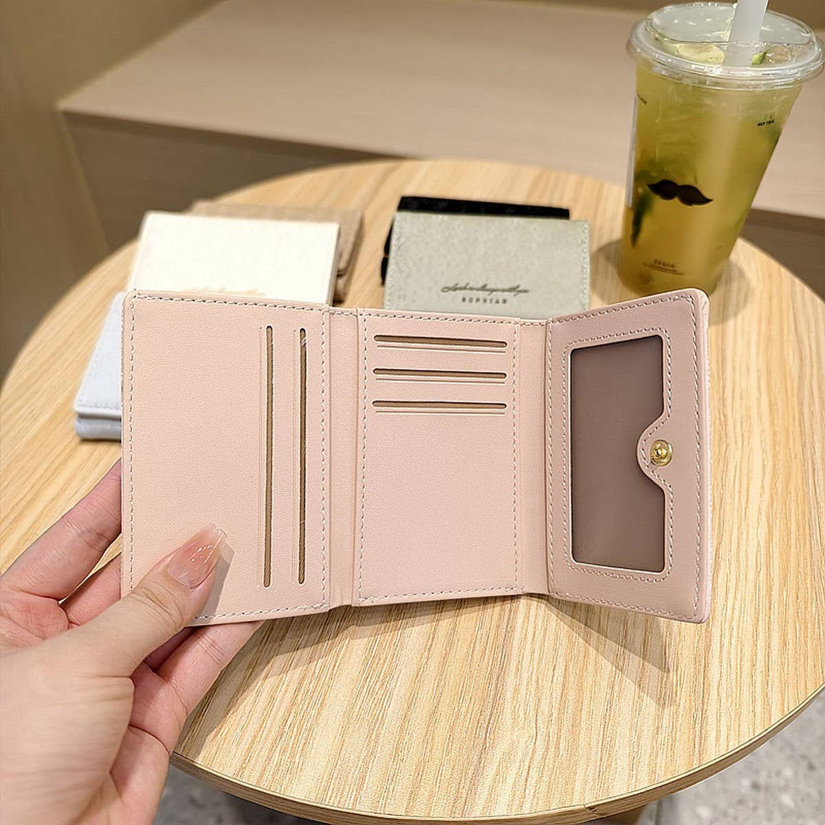 Gradient Velvet Mini Trifold Wallet With Letters_Cwab06233