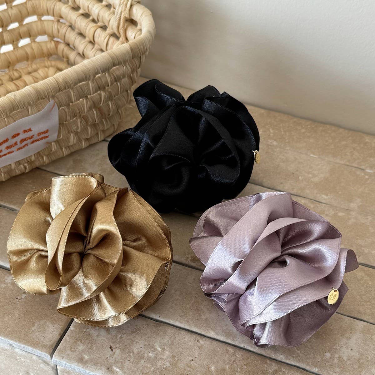 Satin Puff Hair Clip Bun Twist Claw Clip_Cwaha08221