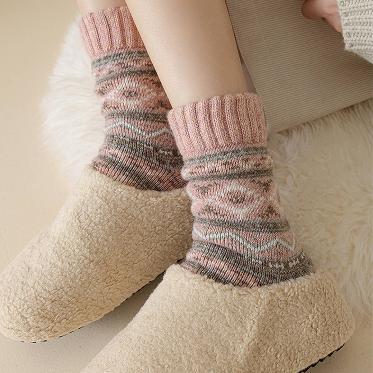 Ultra-Thick Fleece Warm Retro Slouch Socks_Cwms03158
