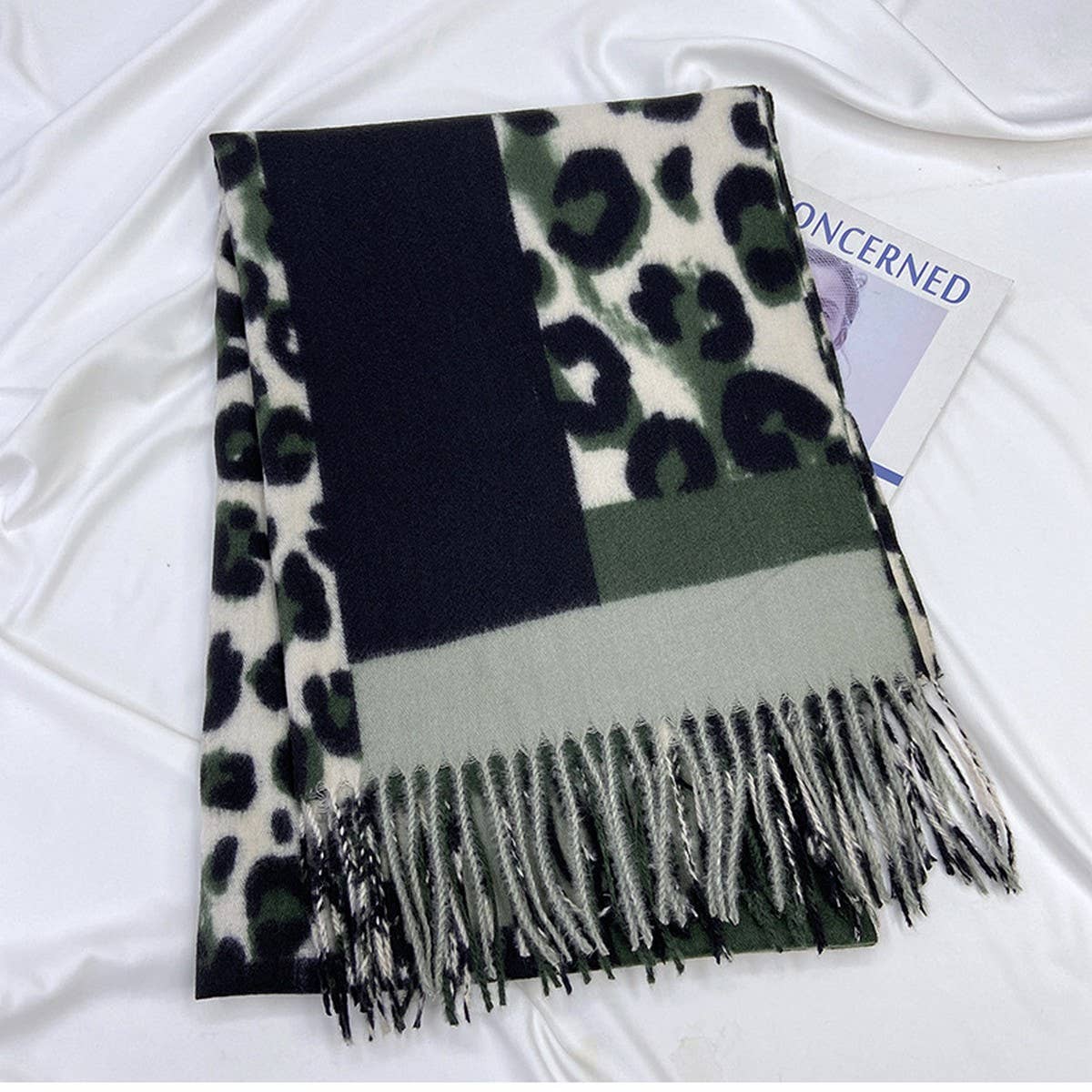 LEOPARD COLORBLOCK SCARF WARM TASSEL WINTER WRAP_CWASC1458