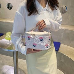 NEW STYLE FLORAL FASHION PORTABLE COSMETIC BAG_CWAB4440