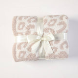 KNITTED LEOPARD PRINT LIGHTWEIGHT SOFA BLANKET_CWMM0213