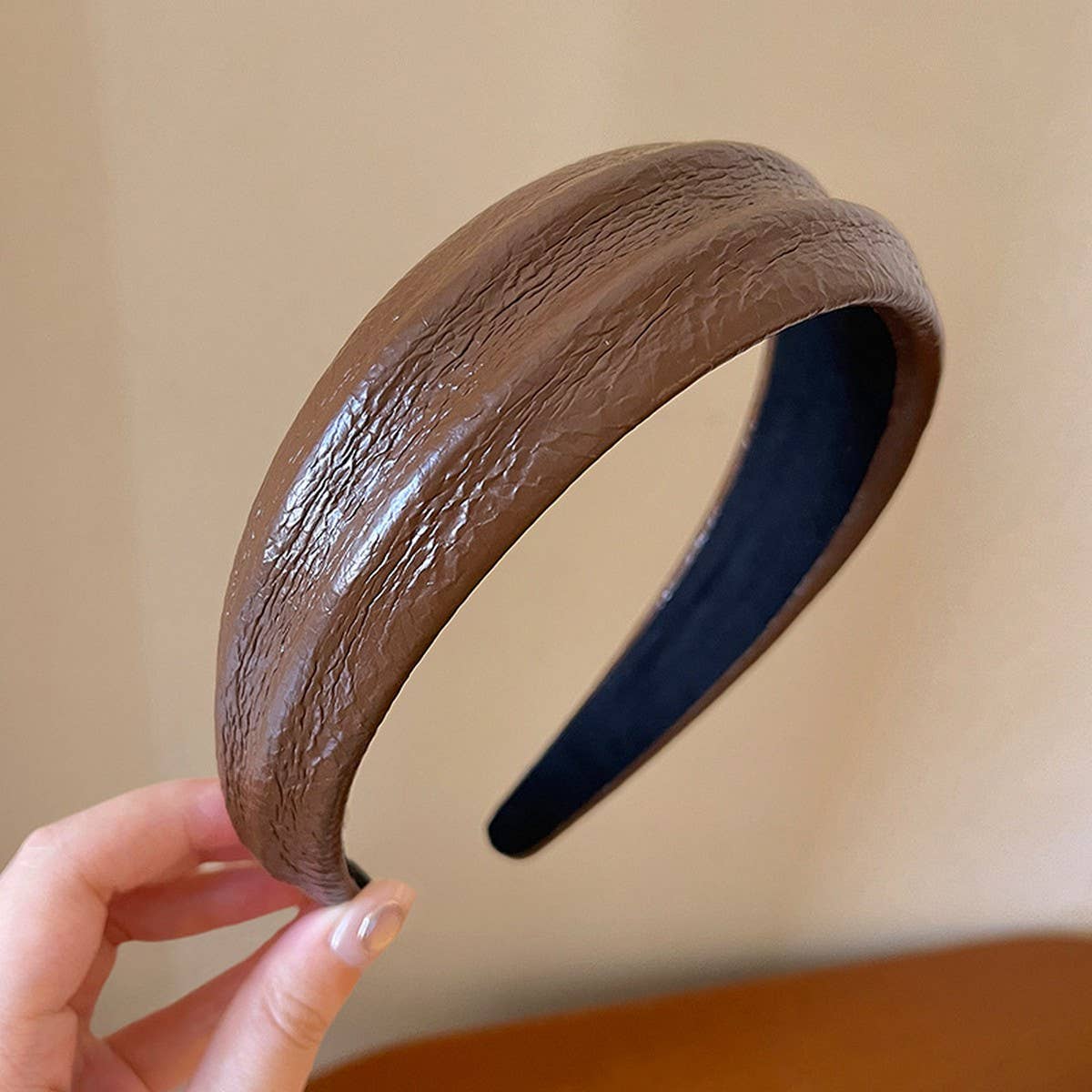 Wide Leather Headband Chic Elegant Design_Cwaha08031