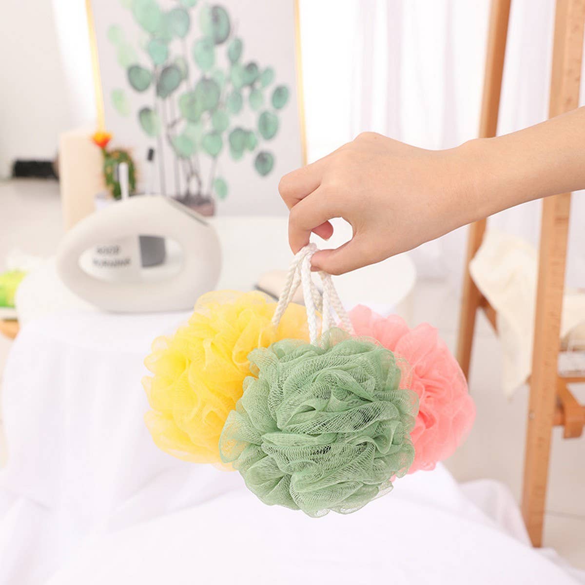 BATH POUF LARGE 50G SOFT AND NON FRAGILE BATH POUF_CWMM3381