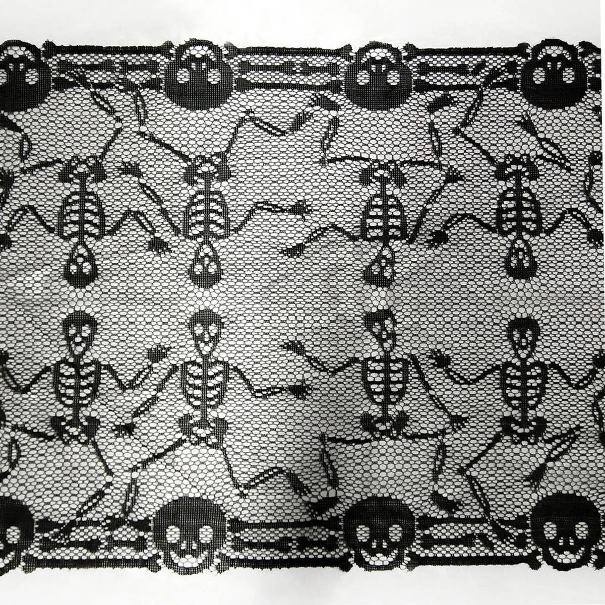 HALLOWEEN TABLE RUNNER LACE SKULL TABLE RUNNER_CWMM1729