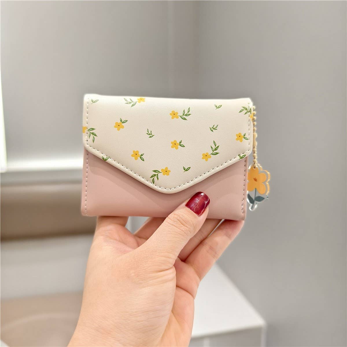 SMALL FRESH FLORAL TRI FOLD THIN SHORT WALLET_CWAB2547