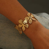 ELEGANT 18K GOLD FLORAL STAINLESS STEEL BRACELET_CWAJE4599