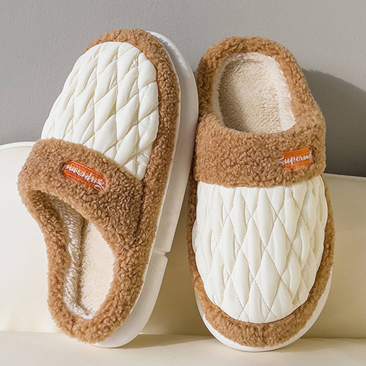 Winter Slippers Warm Cushioned Slides House Shoes_Cwshs0299