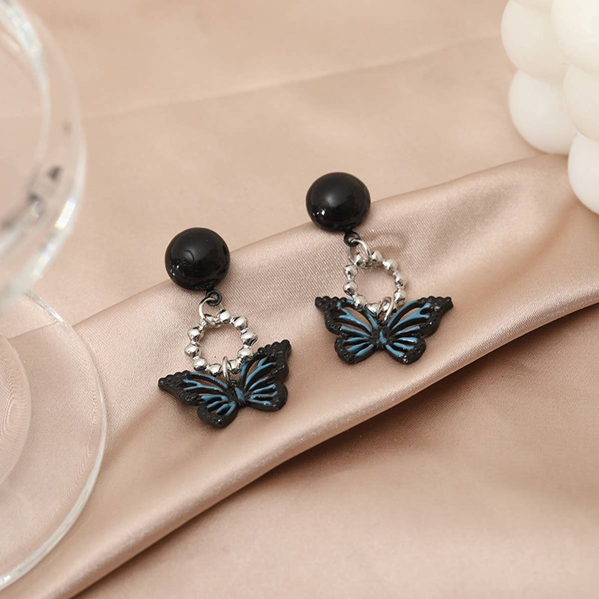 BUTTERFLY PAINTING OIL BLACK HOLLOW EARRINGS_CWAJE2448
