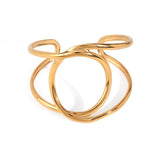 MINIMALIST TWISTED OPEN CUFF IN TITANIUM STEEL_CWAJE4866