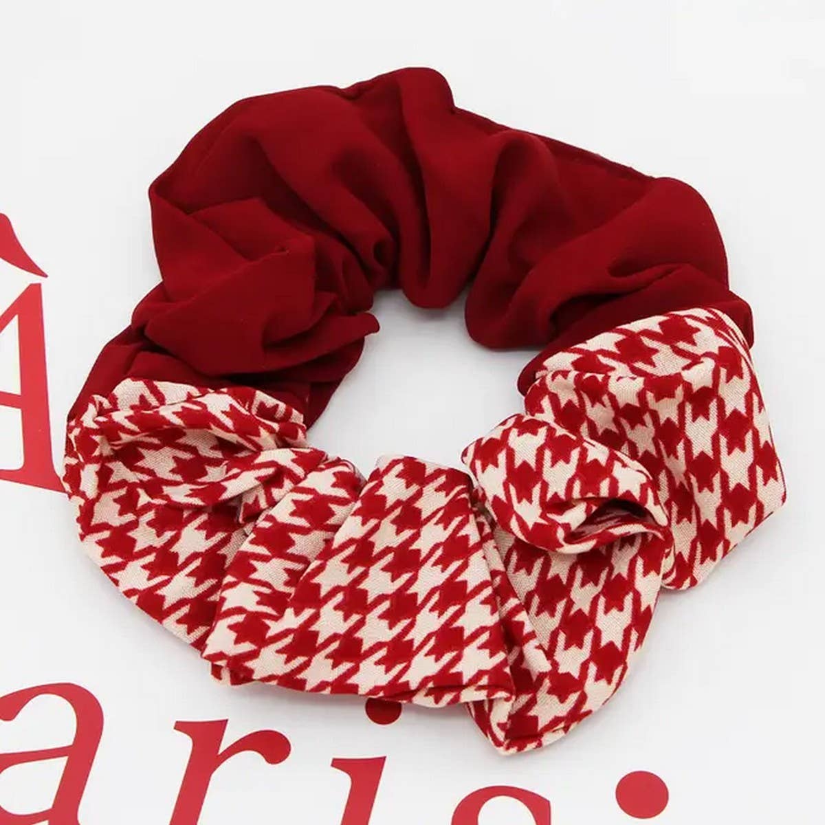 SILK SCRUNCHIES WOMEN HAIR TIES_CWAHA0149