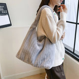 Winter Retro Shoulder Large Capacity Plush Bag_Cwab3956