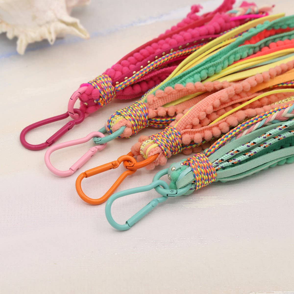 SOLID COLOR VELVET TASSEL KEYCHAIN BAG PENDANT_CWMM3555
