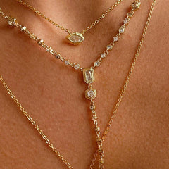 Zirconia Val Round Pendant Necklace_Cwmm5291