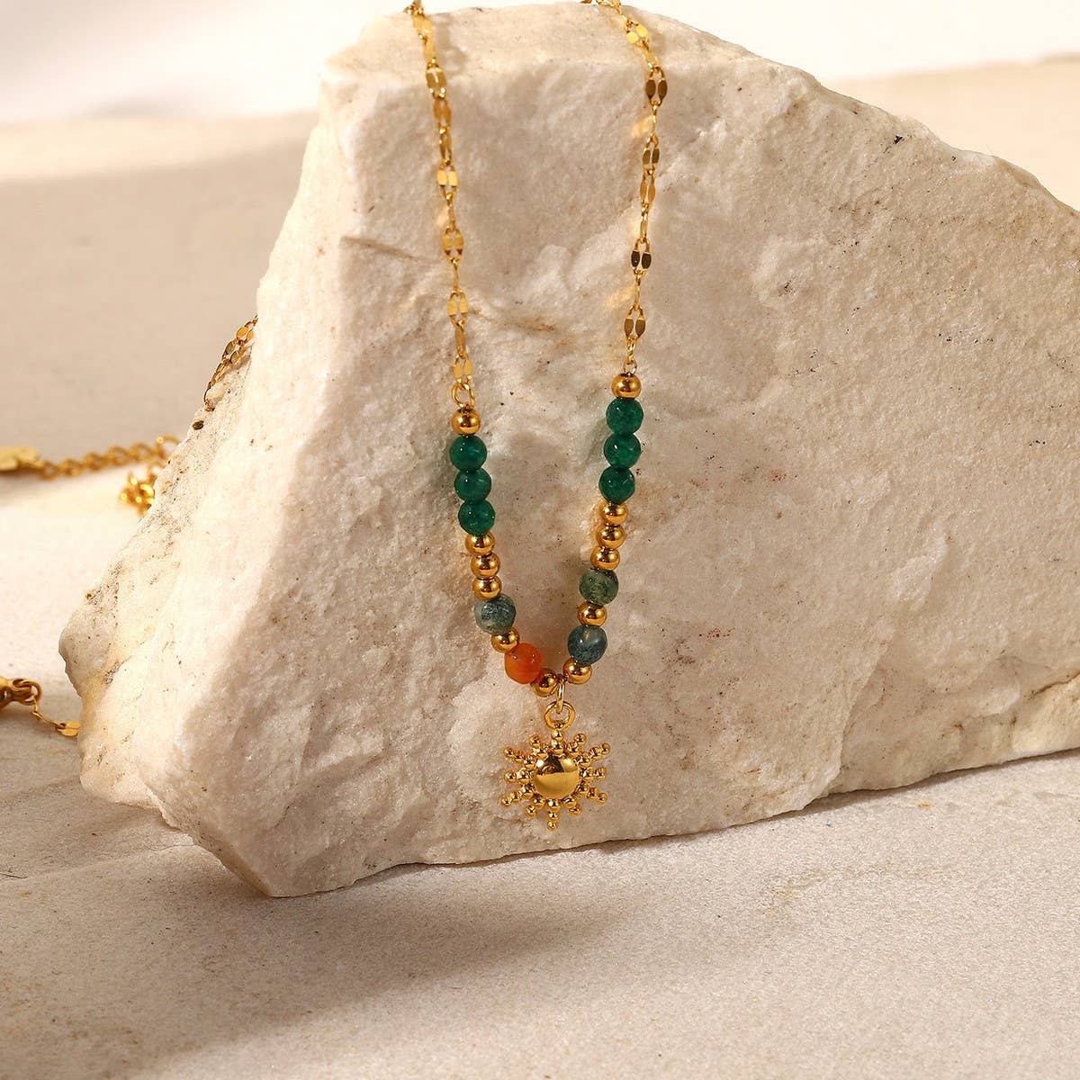 NEW FASHIONABLE NATURAL STONE PENDANT NECKLACE_CWAJE1418