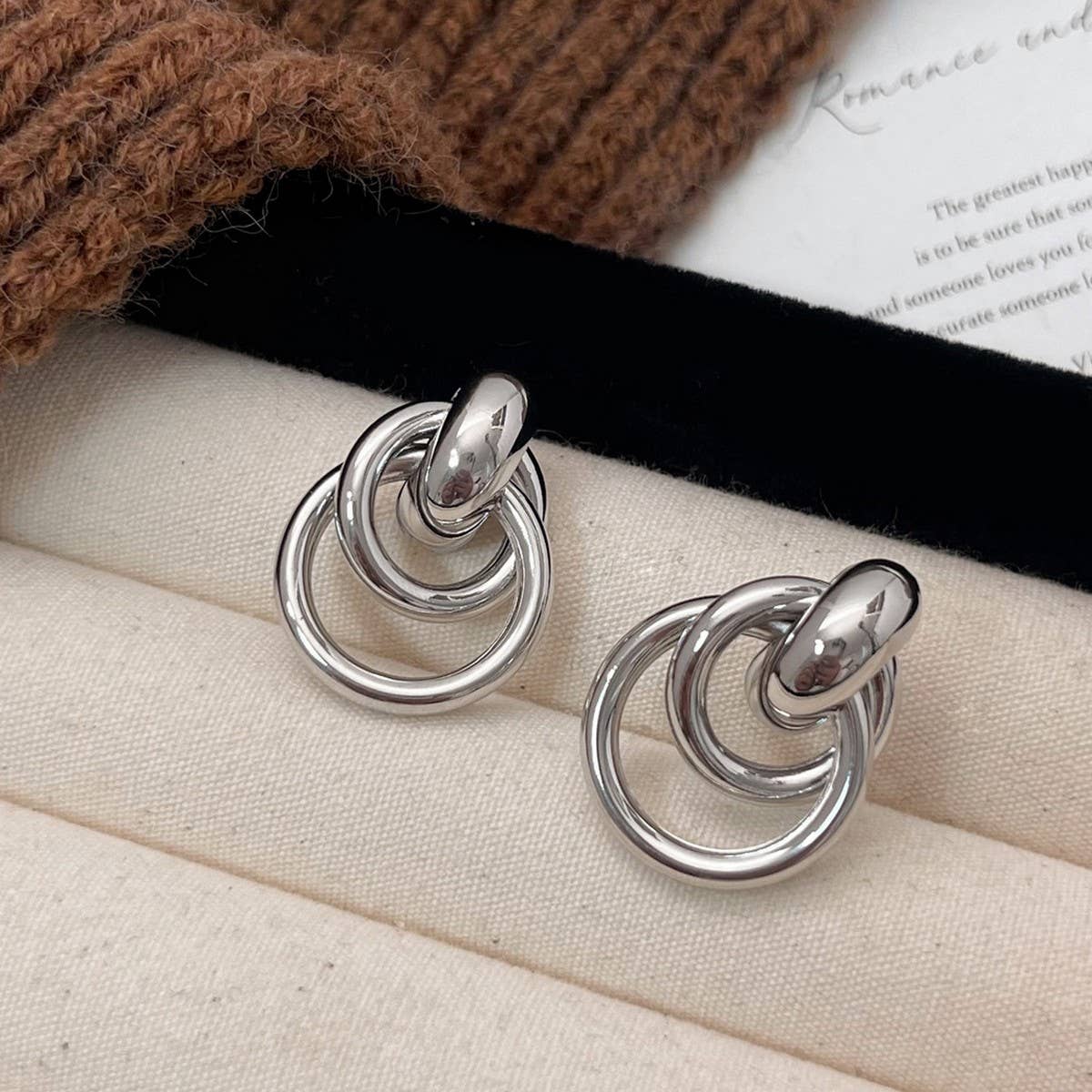 SIMPLE HIGH GRADE METAL GEOMETRIC CIRCLE EARRINGS_CWAJE3130