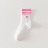 COLLEGE STYLE HEART TWO STRIPES PRINT CREW SOCKS_CWMS0900