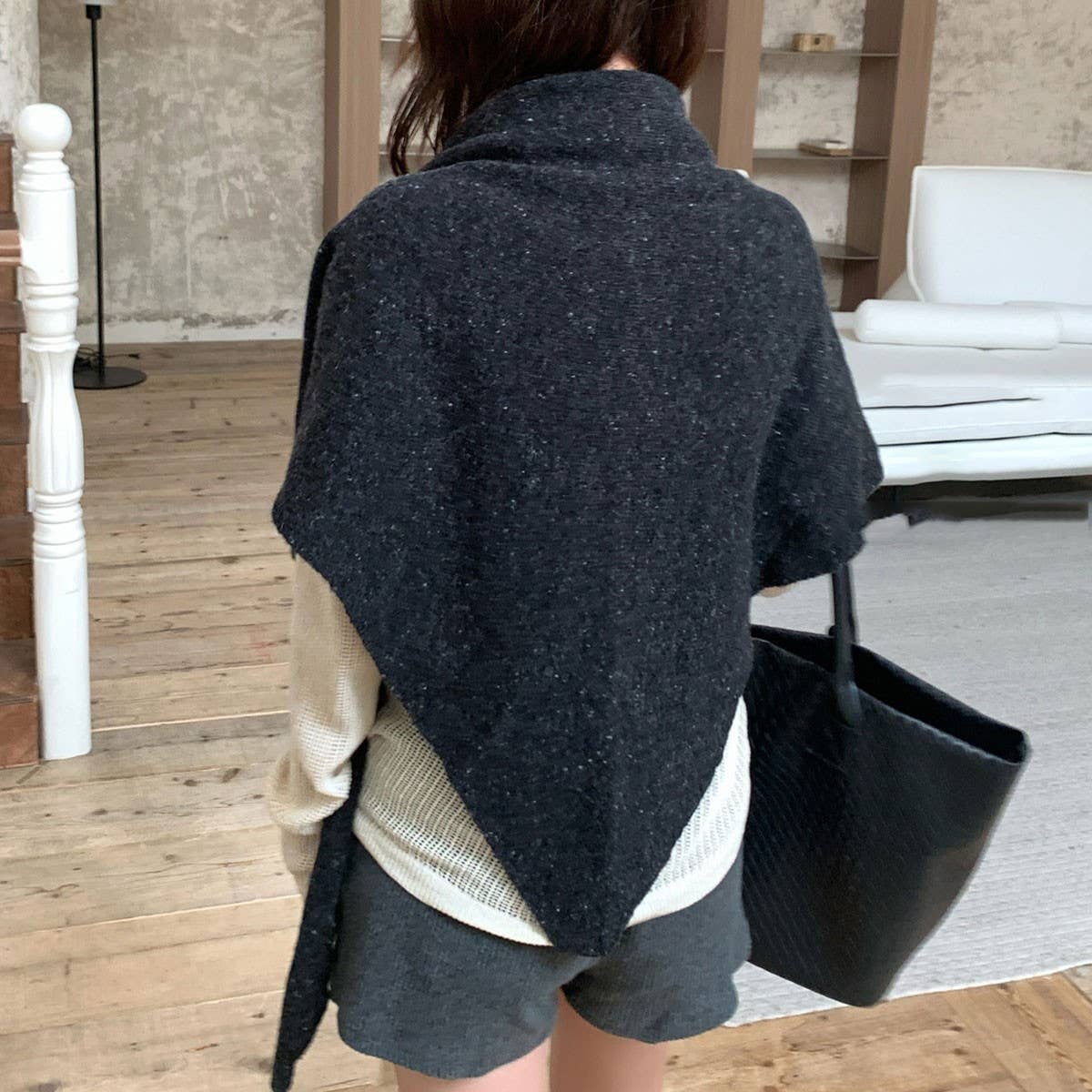 100% Wool Thick Knit Large Triangle Shawl_Cwov00257