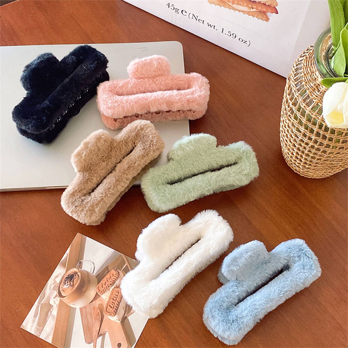 FAUX RABBIT FUR HAIR CLAW ELEGANT WINTER STYLE_CWABE0198