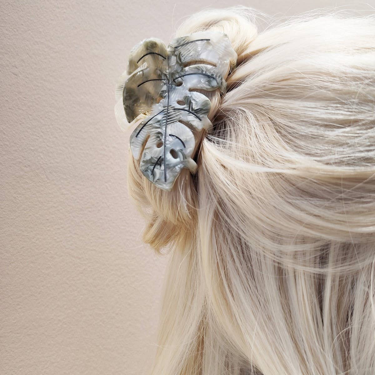 Autumn Leaf Acetate Hair Claw ? Elegant Updo Clip_Cwaha07253