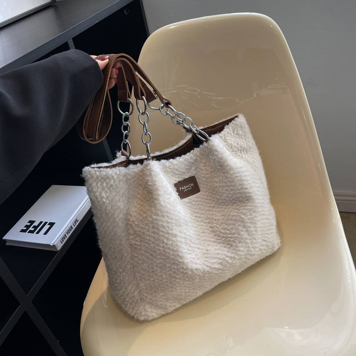 Retro Fashion Shoulder Crossbody Bag_Cwab1564