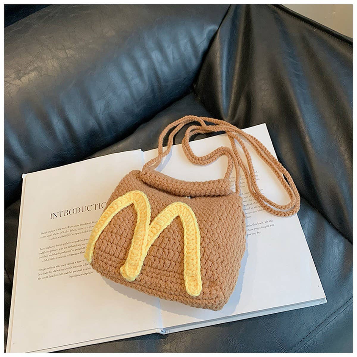 Versatile Hand-Knitted Letter Bag_Cwab2421