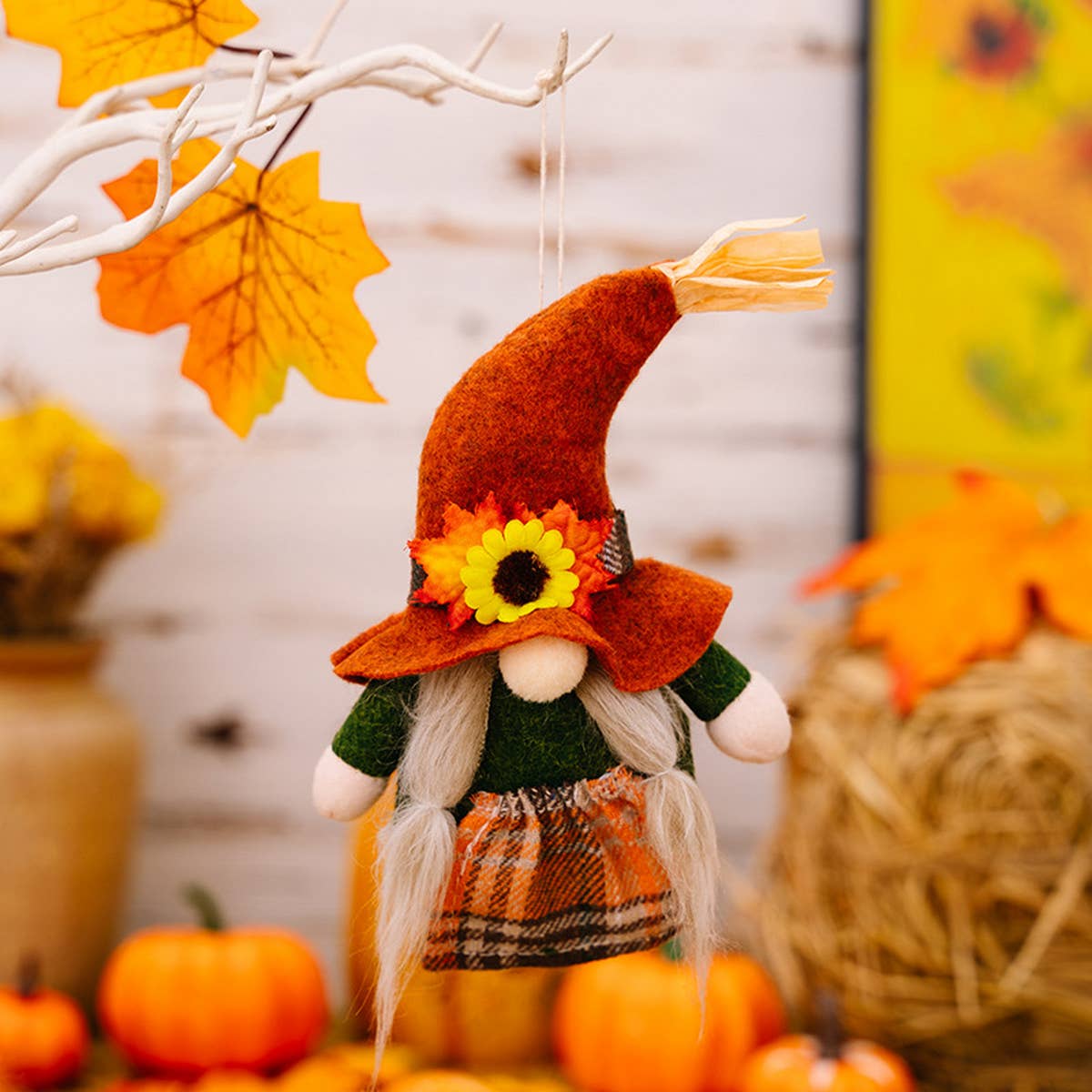 THANKSGIVING HARVEST SEASON GNOME PENDANT_CWMM1760