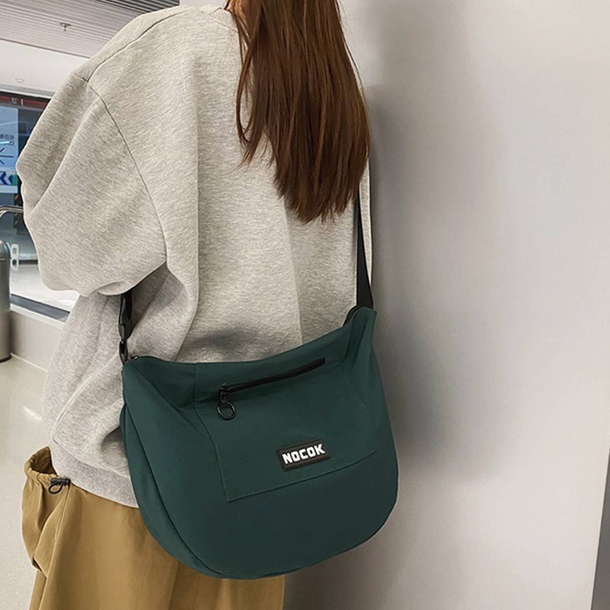 Simple Solid Color Casual Letter Crossbody Bag_Cwab1768