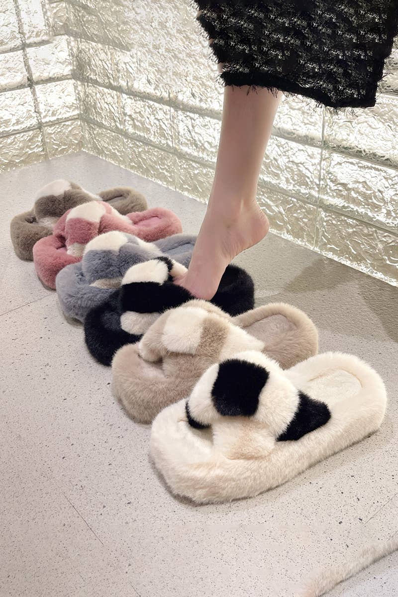 COLOR BLOCK CRISS CROSS HOME SLIPPERS_CWSHS0234