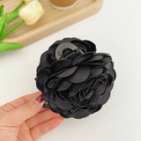 TEMPERAMENT AND VERSATILE ROSE HAIRPINS_CWAHA1190
