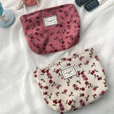 CONTRAST FLOWER PATTERN ZIPPER PORTABLE WASH BAG_CWAB1217