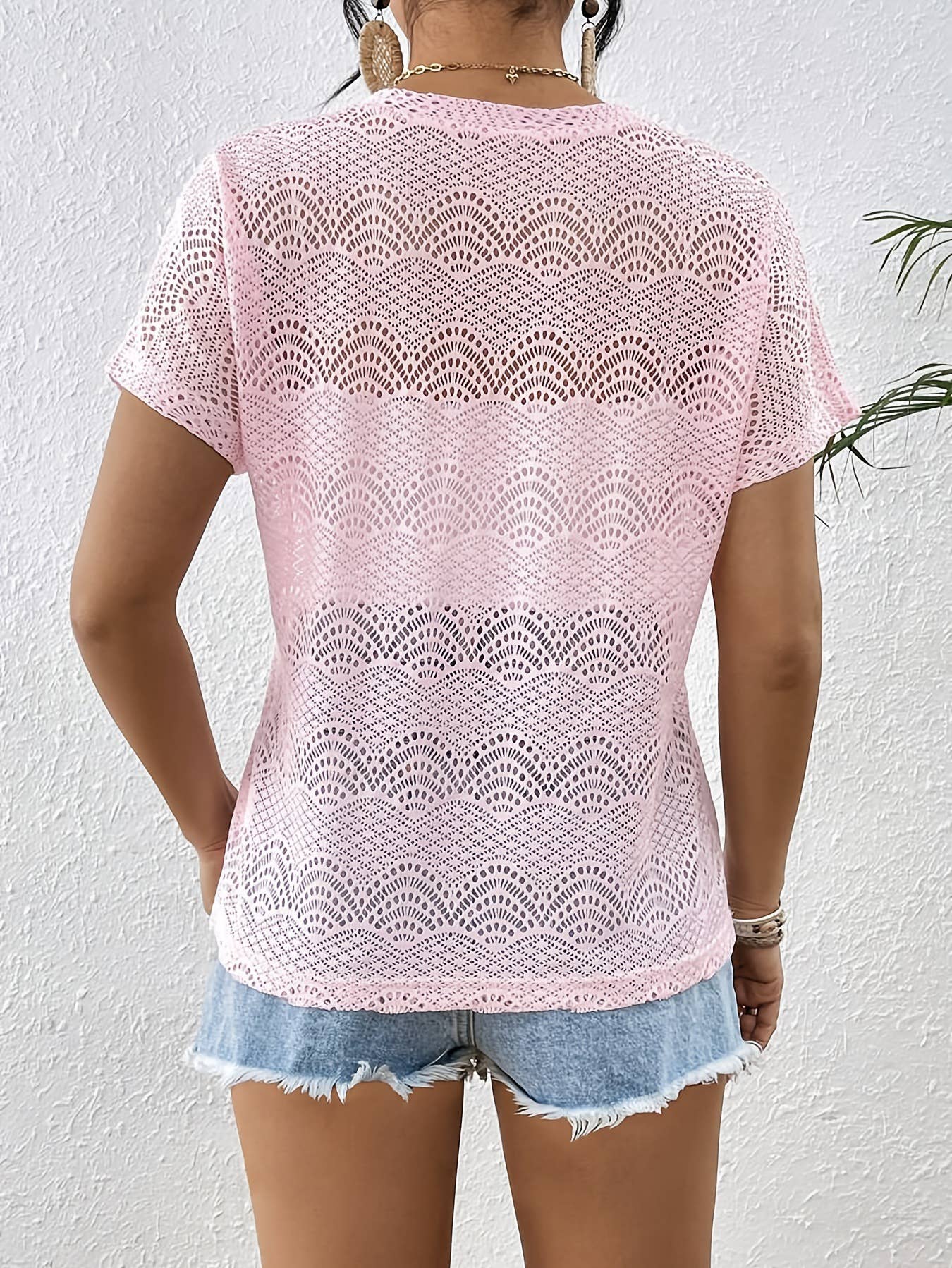 Solid-Color Lace V-Neck Bat Short-Sleeved T-Shirt