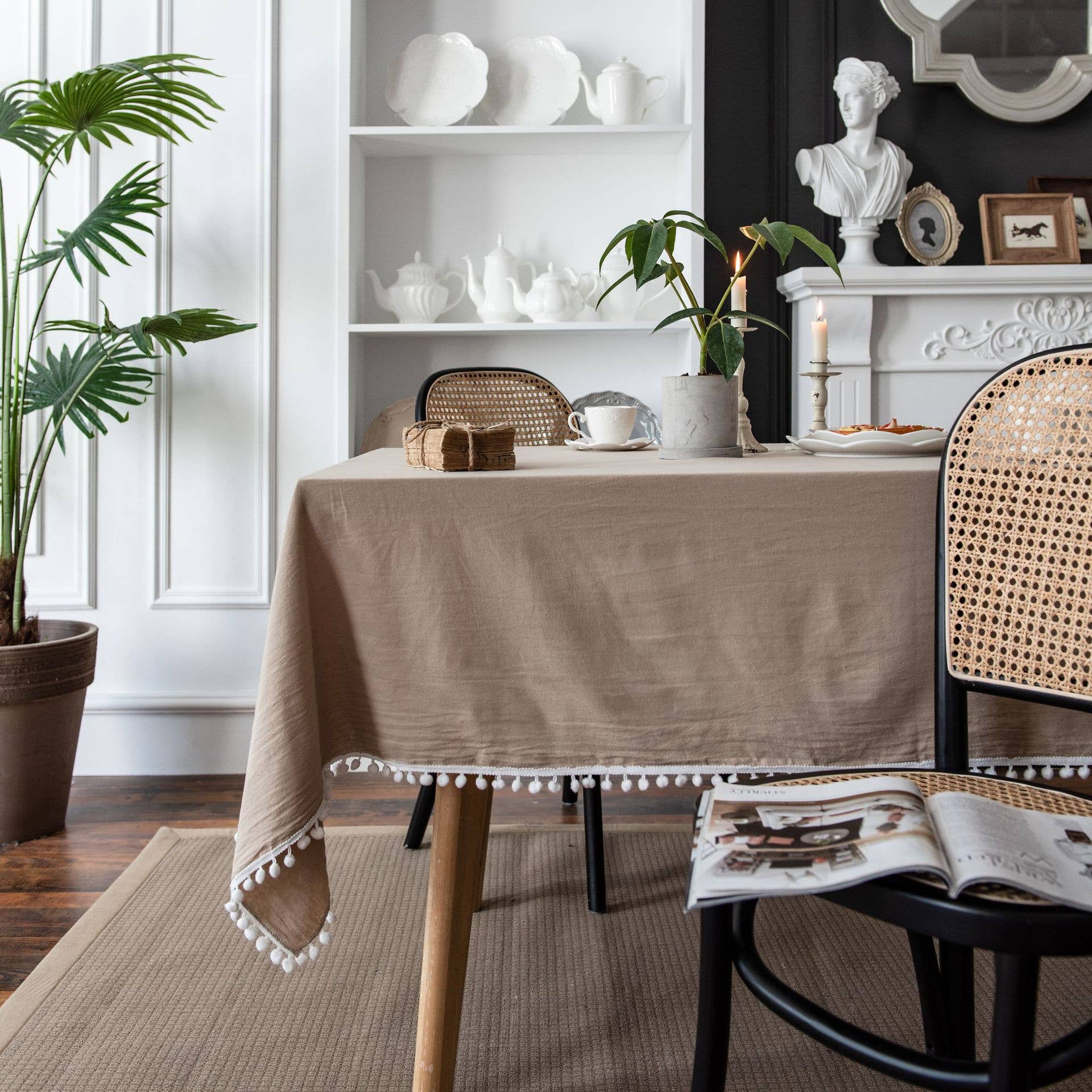 TASSEL DETAILED COZY TABLECLOTH_CWMM0028