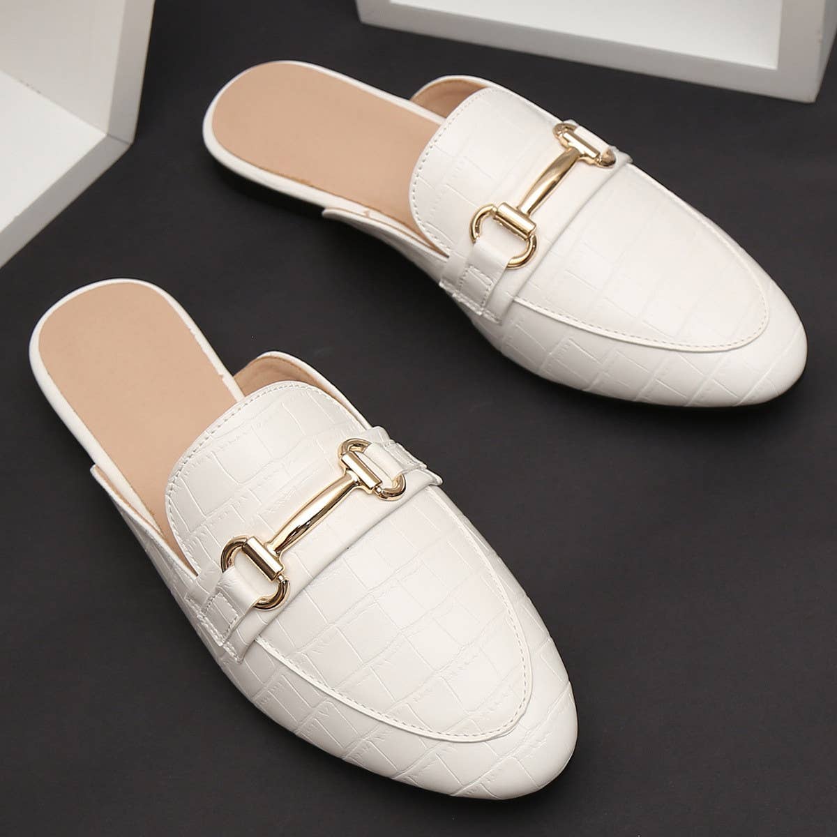 Women Large Size Crocodile Leather Flat Mules