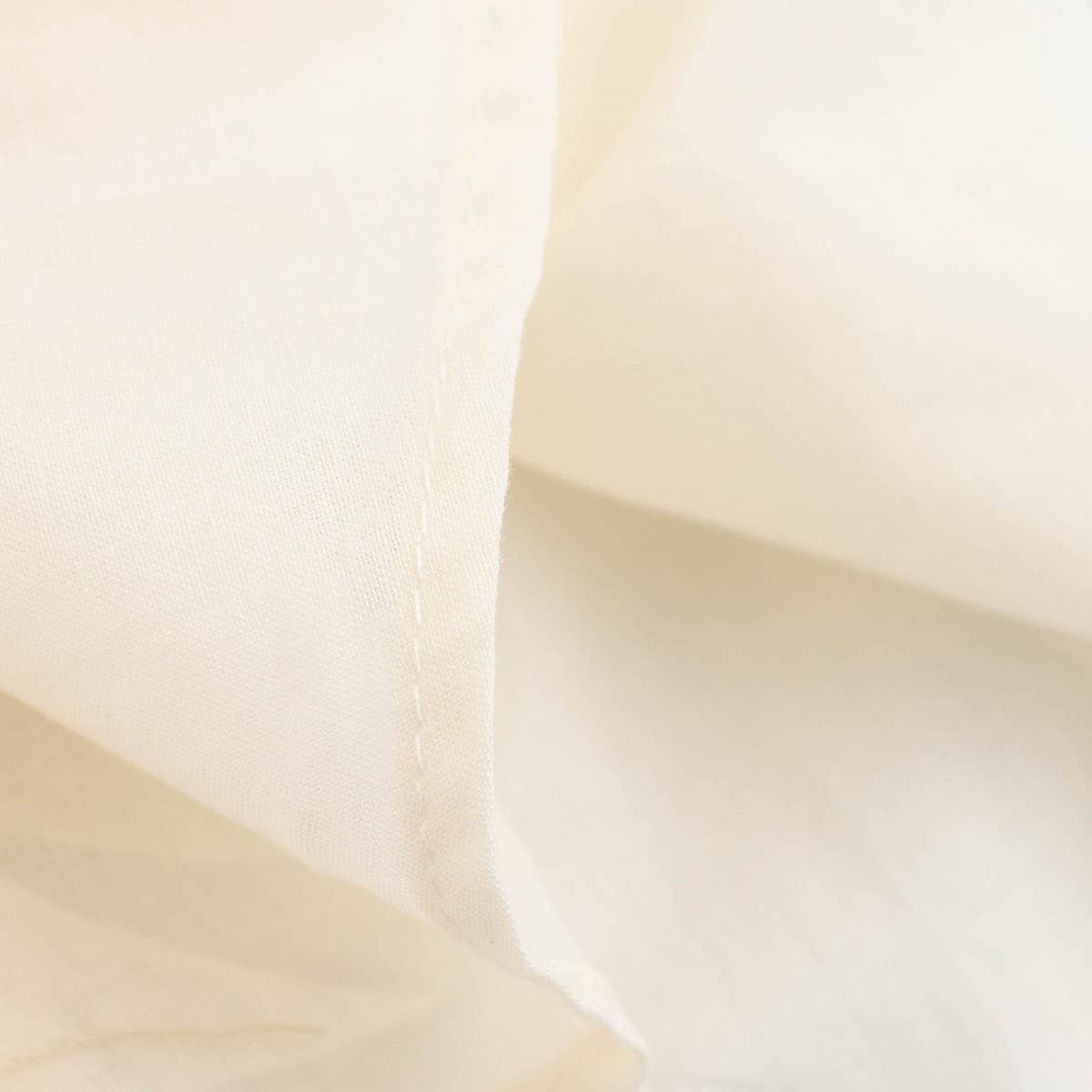 FLORAL EMBROIDERY MINIDRESS WITH DRAWSTRING CUTOUT_CWDSD8316