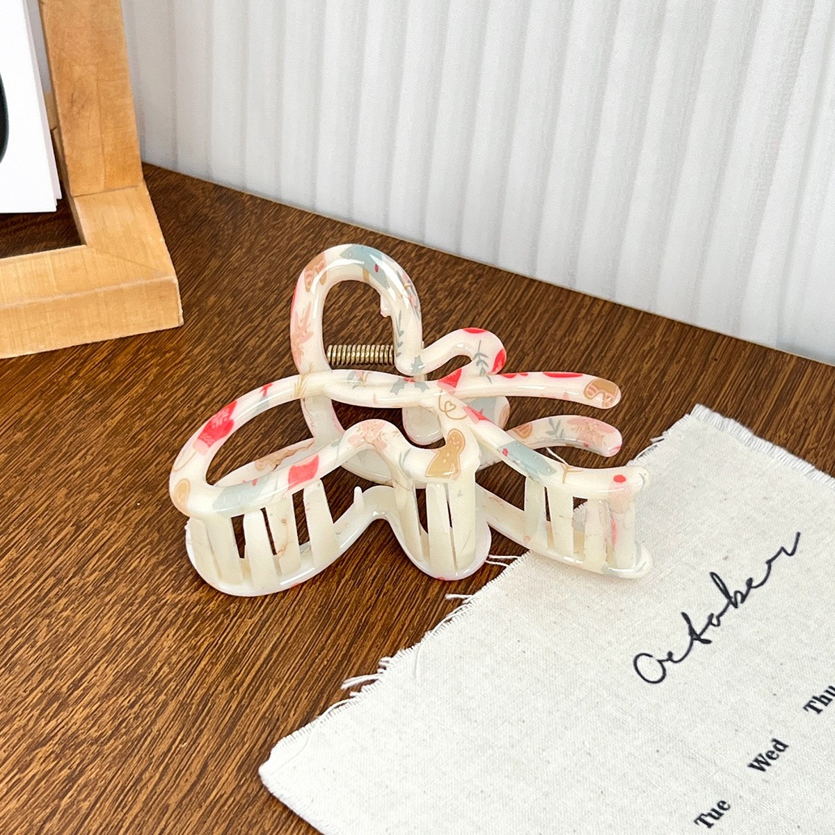 Vintage Floral Claw Clip Elegant Chinese Grip