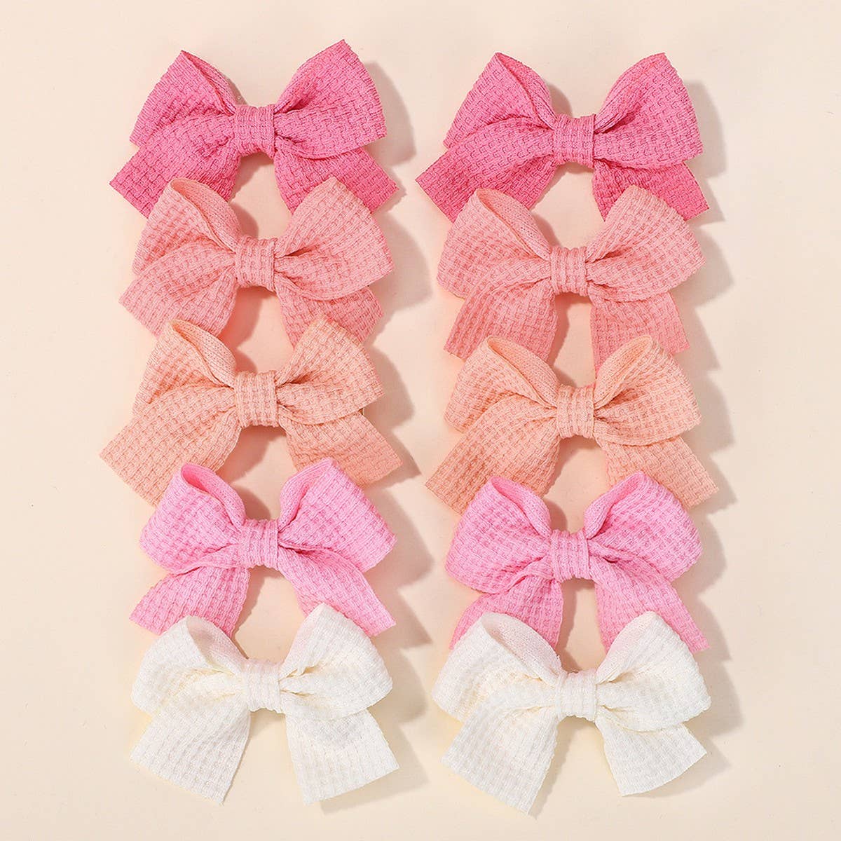 1 6 HANDMADE FABRIC BOW CLIPS FOR GIRLS_CWAHA6756