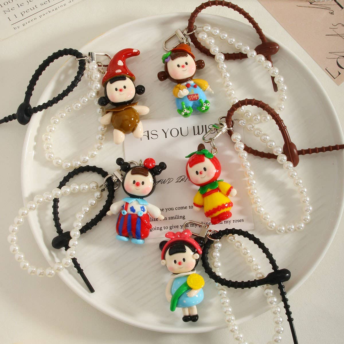 NEW CARTOON CLAY KEYCHAIN PEARL CHAIN GIFT CHARM_CWMM7879
