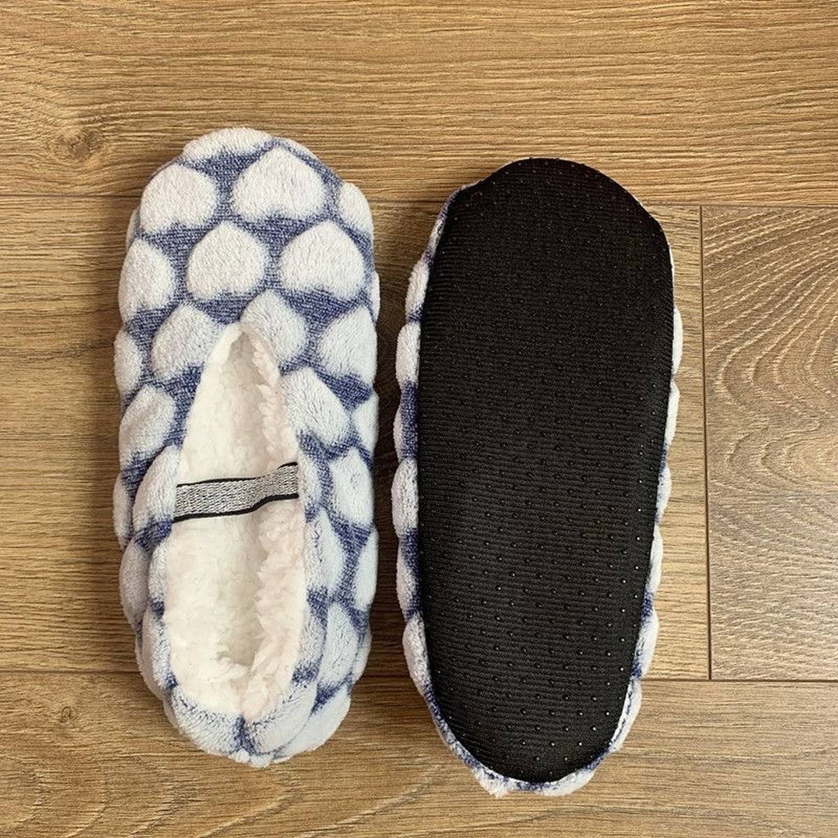 FASHION HOUSE SHOES NON SLIP INDOOR FLOOR SOCKS_CWMS1187