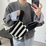 Cwmm10403_Casual Knit Handbag For Women