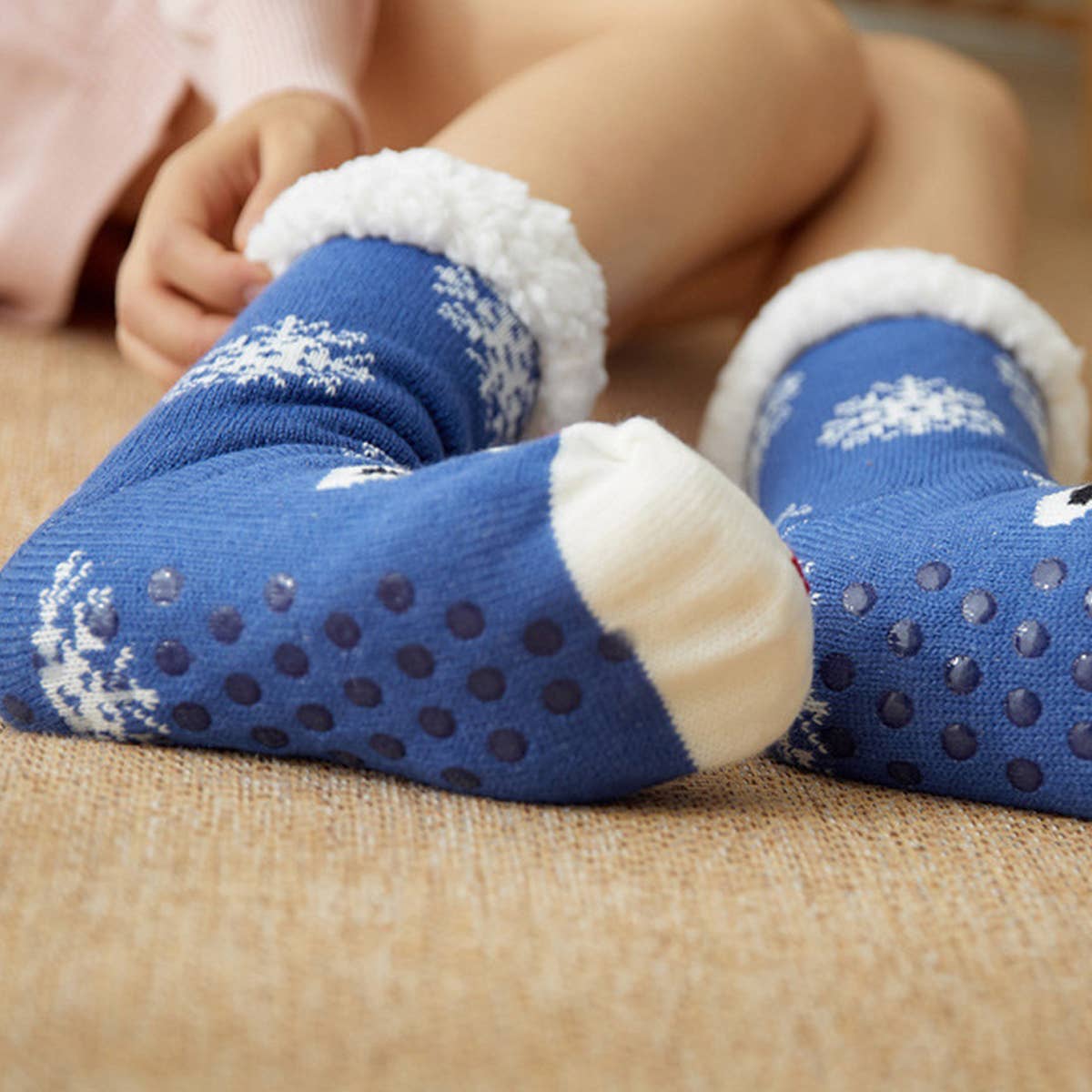 BLUE SCARF BEAR MID TUBE PLUSH INDOOR SLIPPERS_CWMS0736
