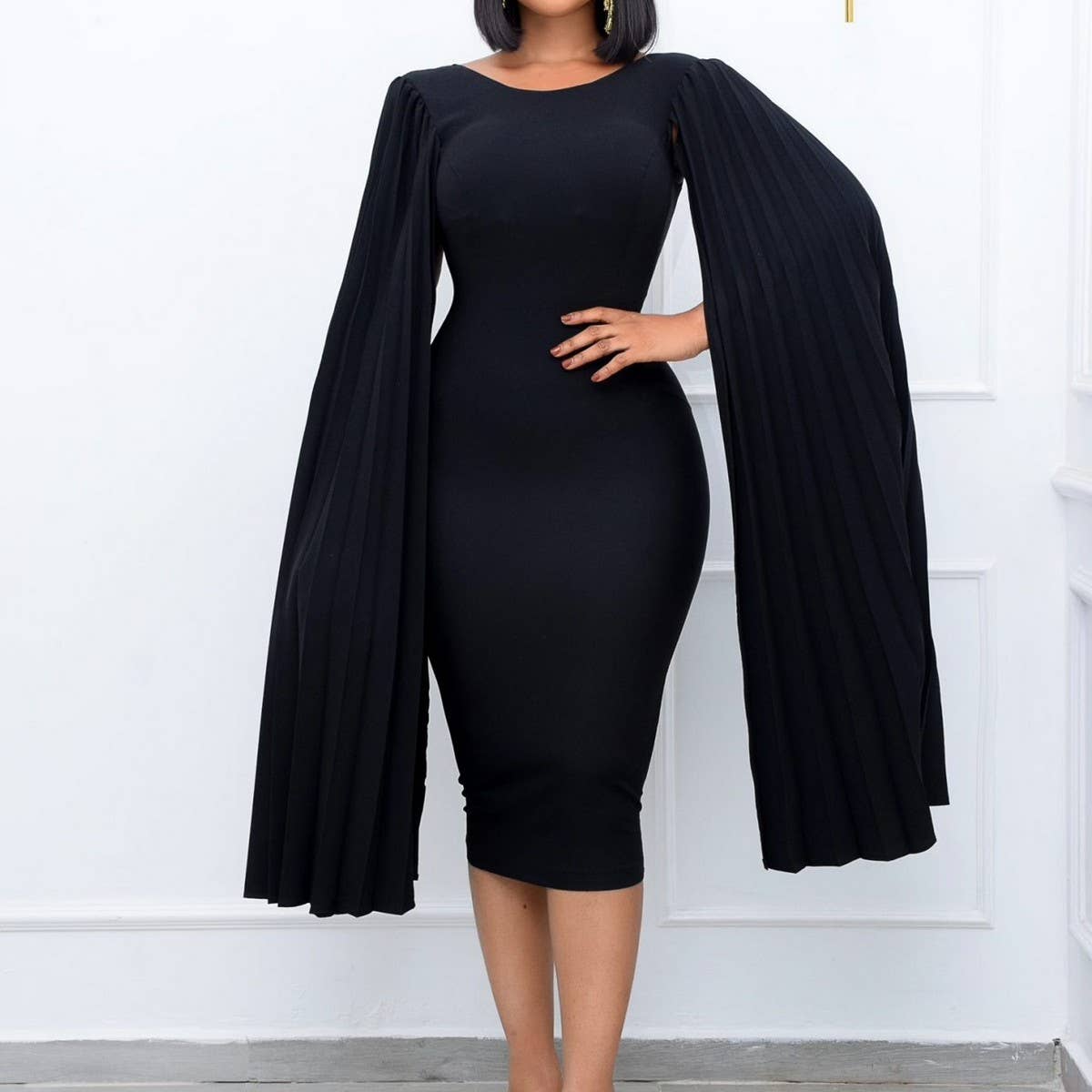 PLEATED ROUND NECK ELEGANT HIP HUGGING TIGHT DRESS_CWDMD3701