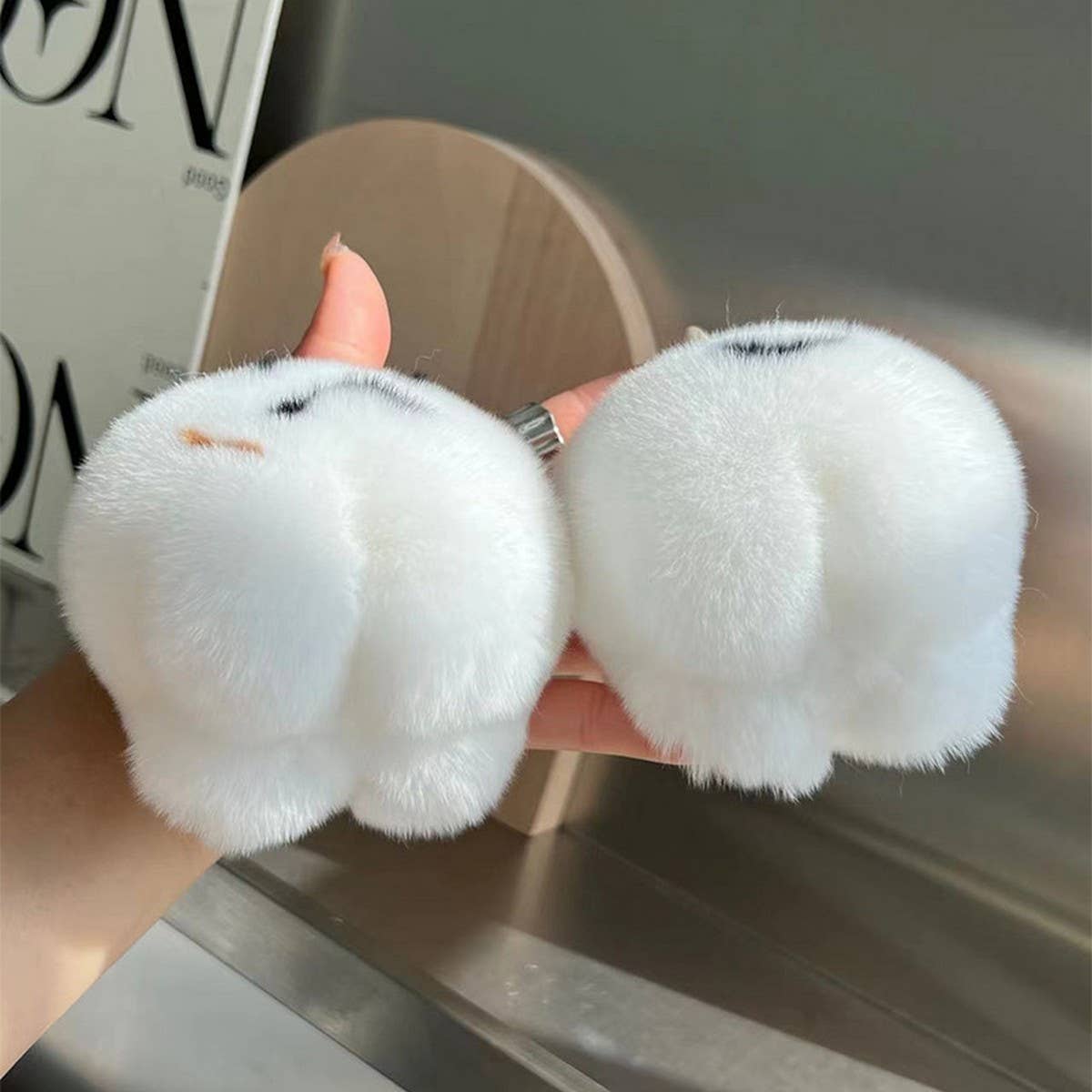 CUTE LITTLE TEETH CAR KEYCHAIN BAG ACCESSORIES_CWMM2588