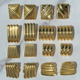 SIMPLE GEOMETRIC SQUARE WAVE TEXTURE EARRINGS_CWASC1652