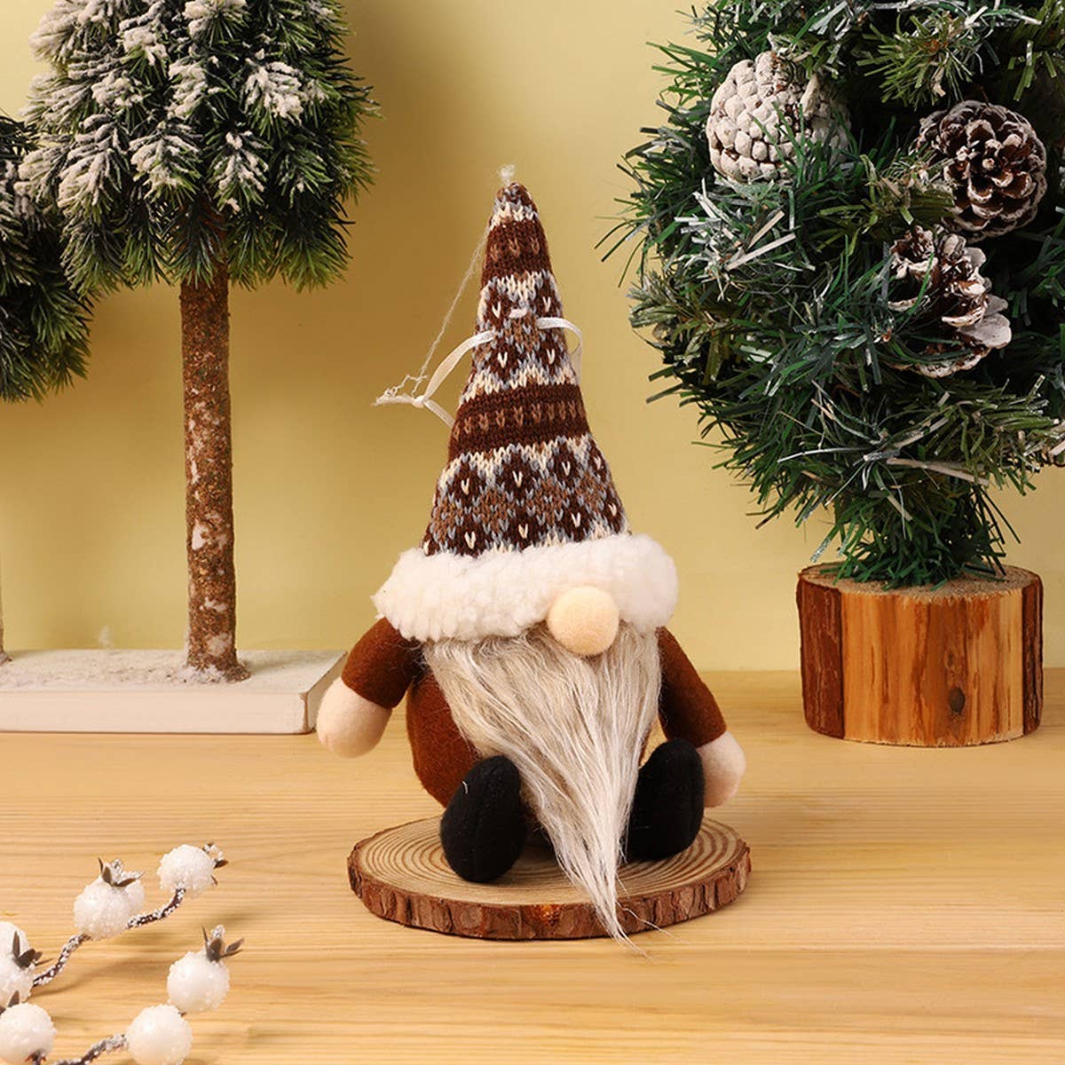 KNITTED HAT BALL FOREST OLD MAN PENDANT DECORATION_CWMM2771