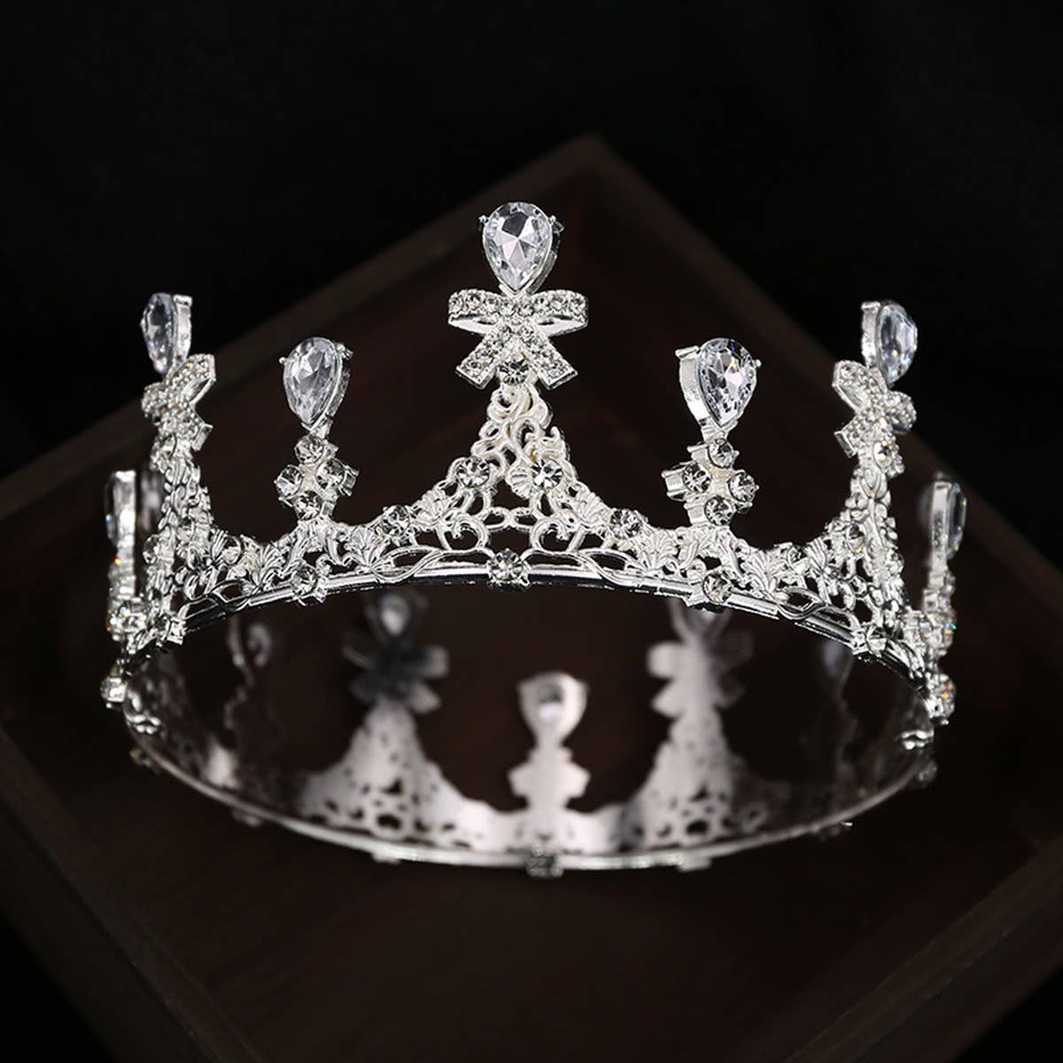 BUTTERFLY RHINESTONES WEDDING CRYSTAL TIARAS_CWMM2016