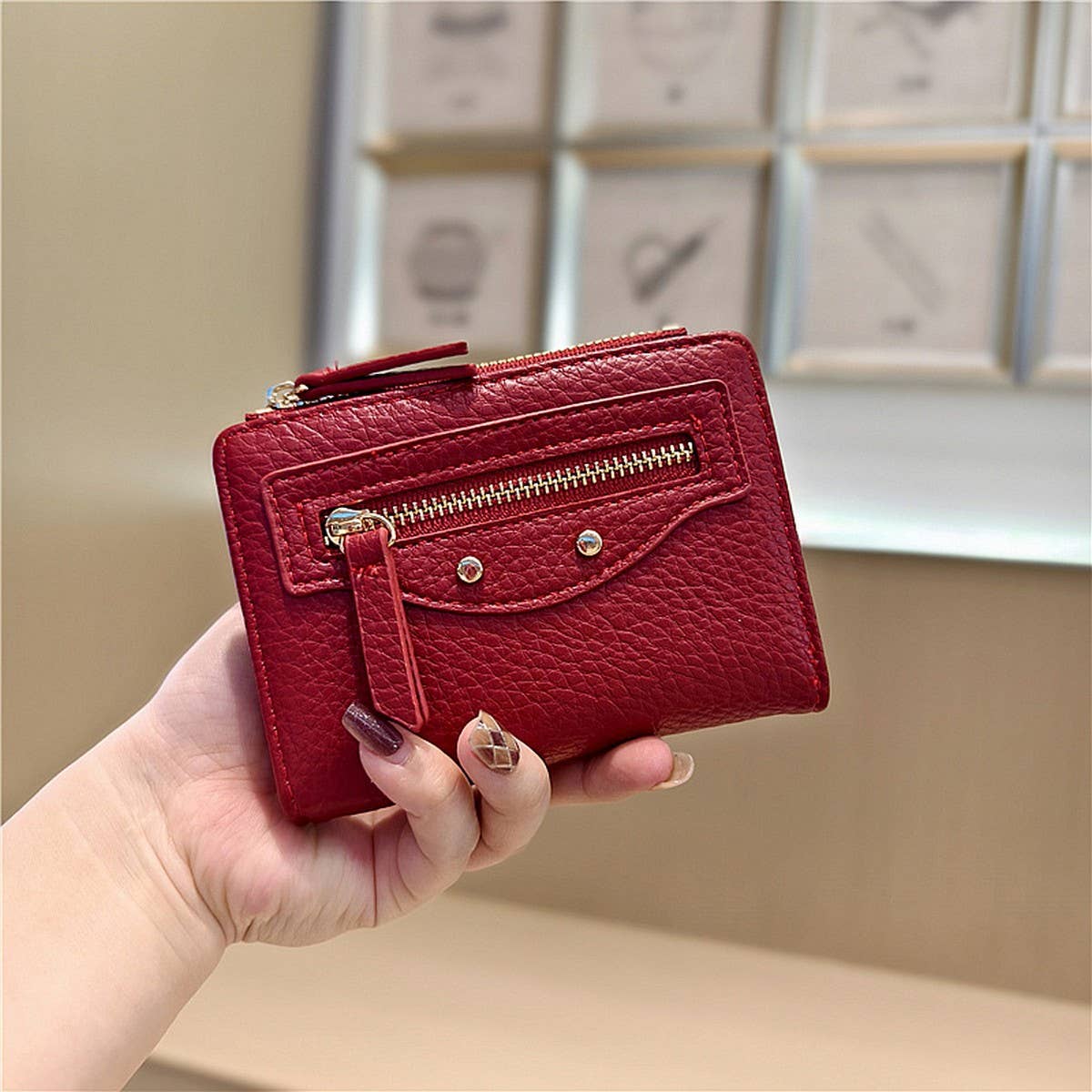 Minimalist Zip Wallet With Studded Details_Cwab06234