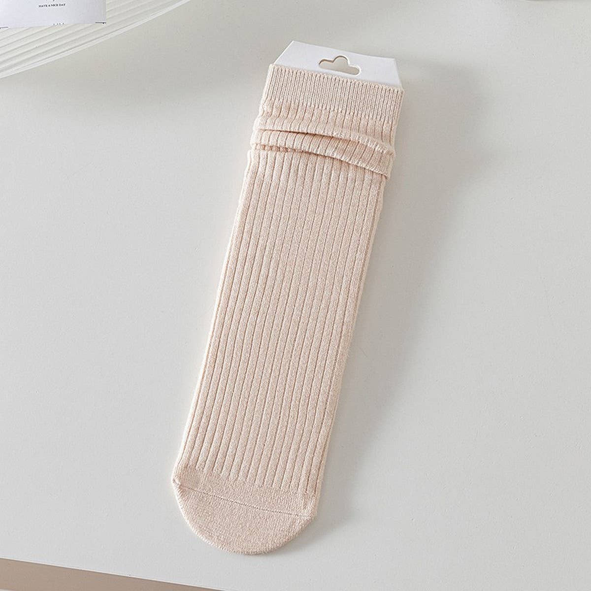 SOLID COLOR RETRO ALL MATCH MID CALF SOCKS_CWMS1062